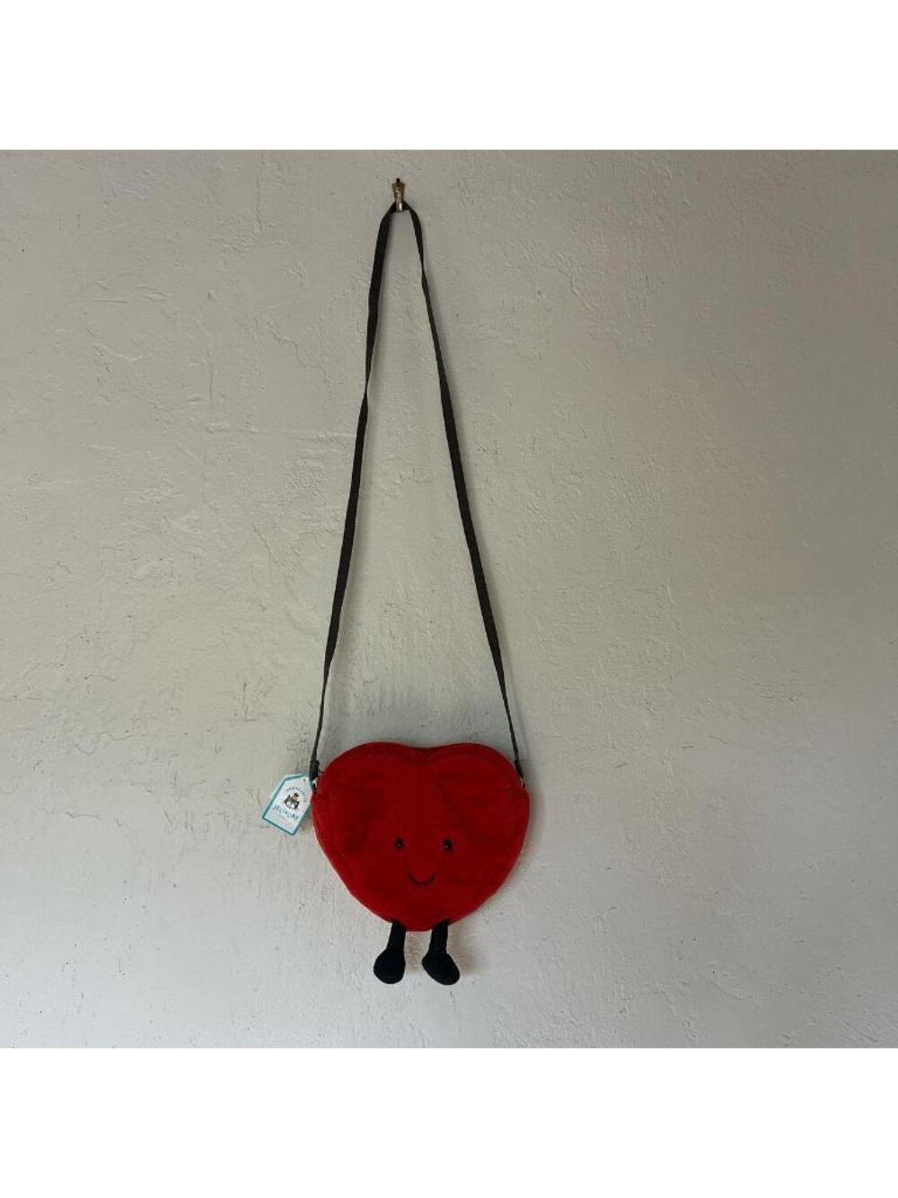 Nwt Wearable Jelly Cat heart